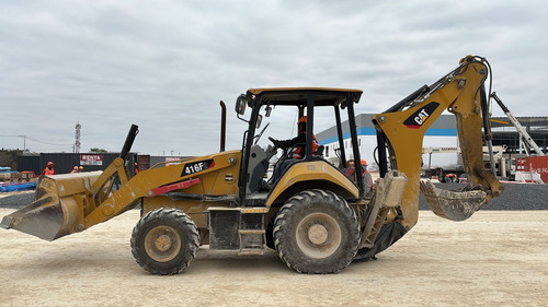 Retroexcavadora Cat 4x4 Con Kit Para Martillo