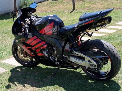 Imagen 2 de 13 de Honda Cbr 1000 Rr