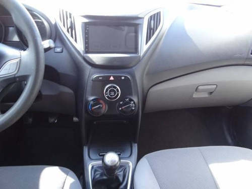 Imagem 9 de 15 de Hyundai Hb20s 1.0 Unique 12v Flex 4p Manual