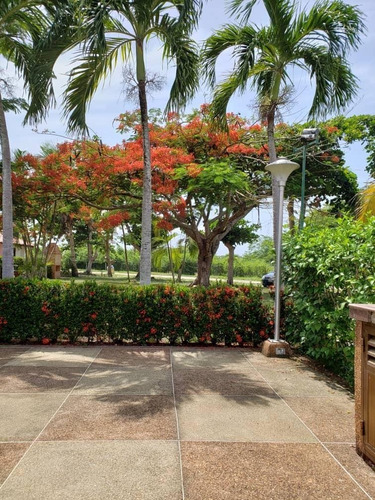 Imagen 9 de 14 de Casa Villa En Venta Higuerote Edo Miranda Urb Villas De Monte Lindo
