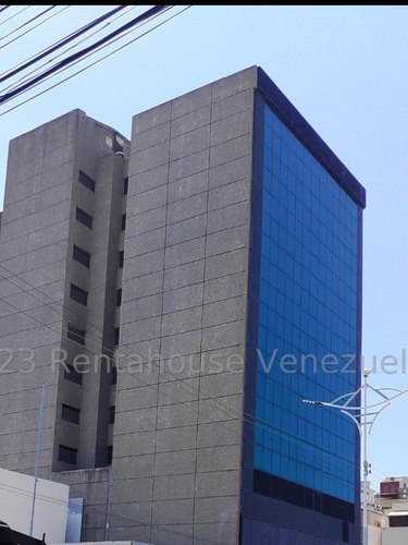 Clinica Puerto La Cruz, Vendo.