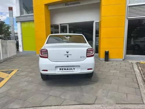 Renault Logan Life +