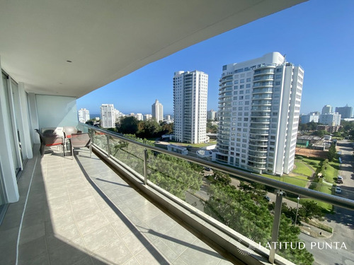Imagen 19 de 25 de Venta De Apartamento 2 Dormitorios Y 2 Baños - Punta Del Este Brava