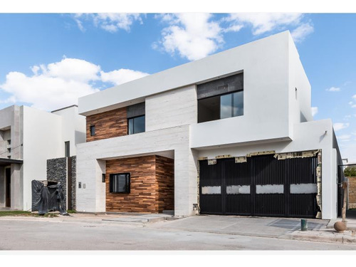 Casa En Venta En Las Villas Torreon Coahuila 