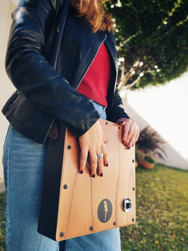 Imagen 6 de 7 de Cajon Flamenco Viajero