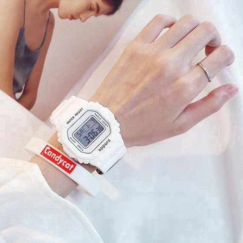Relógio Digital Unisex,acompanha Caixa E Pulseira.