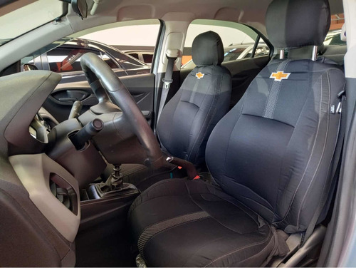Imagem 8 de 11 de Chevrolet Prisma 2017 1.0 Joy 4p
