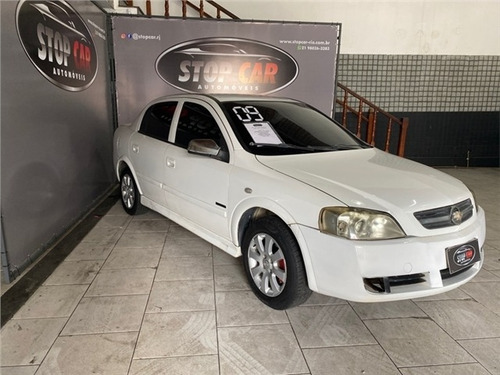 Imagem 2 de 6 de Chevrolet Astra 2.0 Mpfi Advantage Sedan 8v Flex 4p Manual