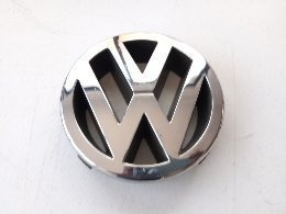Emblema Parrilla Volkswagen Jetta A4 1j5 853 601