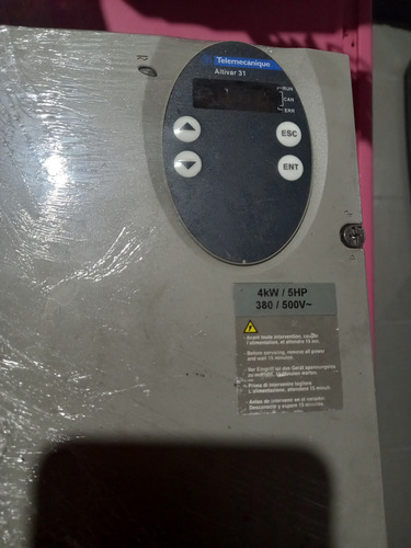 Variador De Frecuencia Marca Telemecanique Modelo Altivar 31 (Usado)