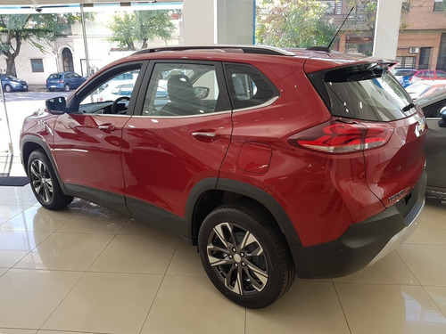 Imagen 15 de 25 de Chevrolet Tracker Premier Turbo 2023 E/i Go