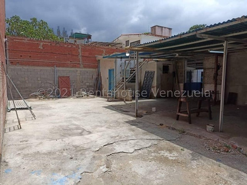 Imagen 19 de 27 de Casa Comercial Y Residencial En Catia La Mar A Pie De Calle Con Local Comercial 22-8083