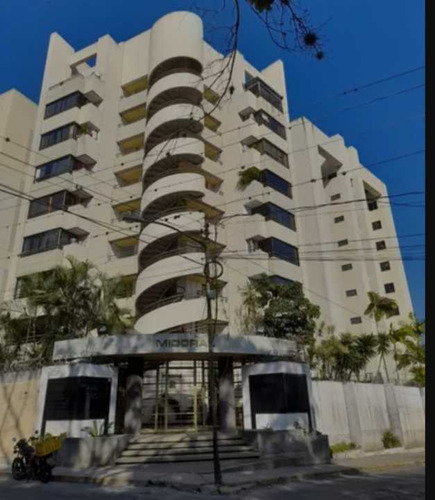 Vendo Apartamento 143m2 Montecristo 6815