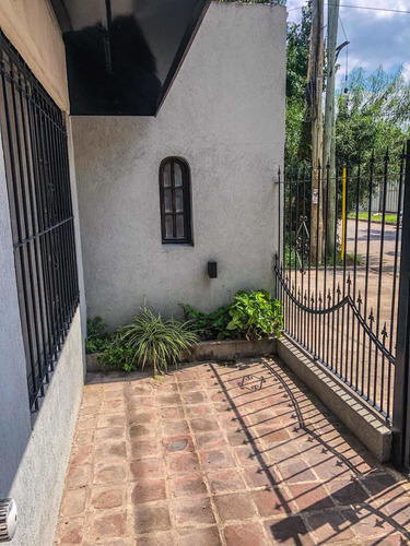 Venta Chalet Casa 3 Ambientes Ph Haedo Norte Apto Crédito