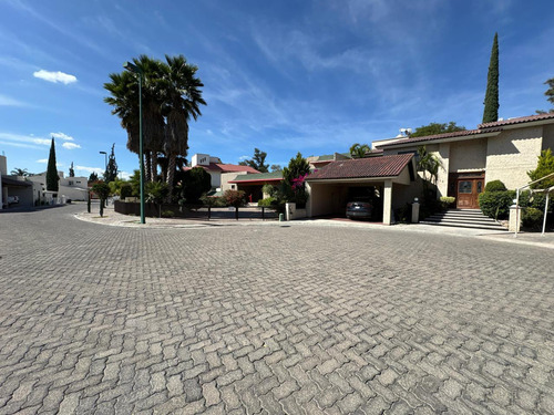 Casa En Renta, En Pulgas Pandas Sur. Colinda Con El Campo De Golf