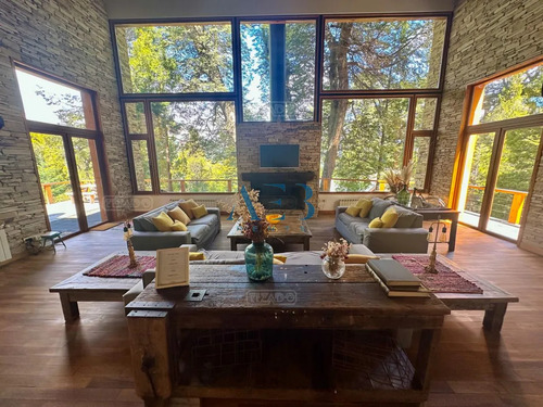 Venta De Casa En Arelauquen - Bariloche -