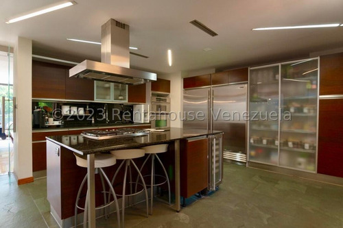 Apartamento Penthouse Con Piscina En Venta En La Lagunita Caracas
