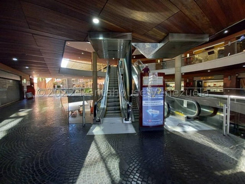 Carla Gonzalez Local Comercial En Venta En La Urbanizacion La Castellana Mls #23-28183 Centro Comercial San Ignacio