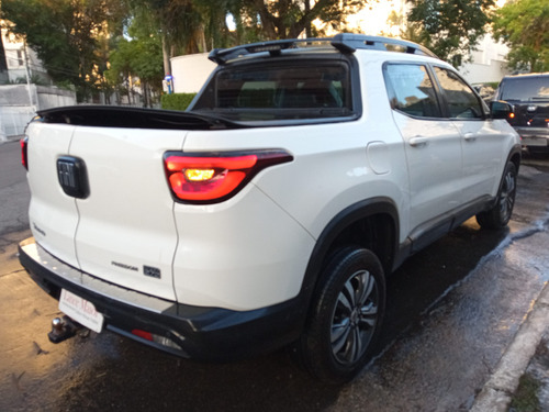 Fiat Toro 1.3 Freedom 16v Turbo Flex 4x2 Aut. 4p