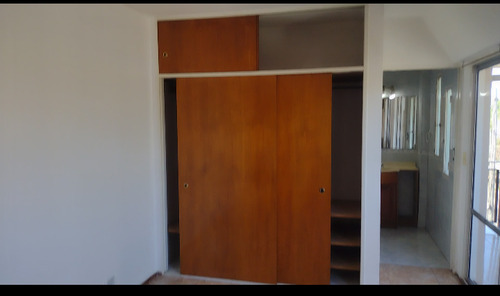 Departamento De 5 Ambientes Muy Iluminado Y Muy Buen Estado