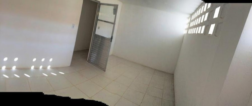 Sala Comercial Para Locação Em Lauro De Freitas, Pitangueiras, 2 Banheiros, 2 Vagas - Lr0628_2-980579