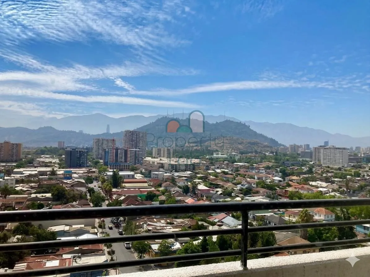 Imagen 2 de 16 de Departamento En Venta De 3 Dorm. En Independencia