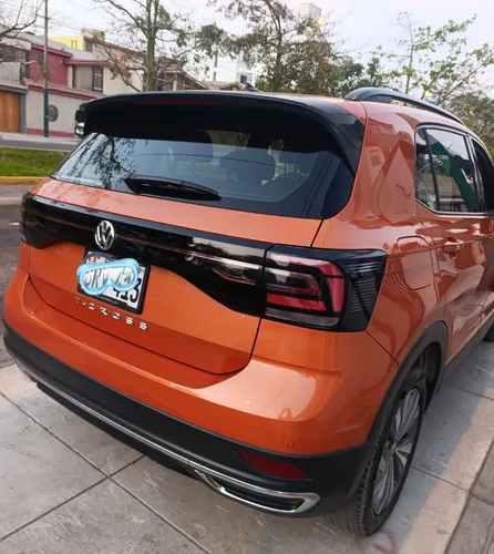Camioneta Suv Año 2020 Volkswagen T-cross Comfortline Tiene