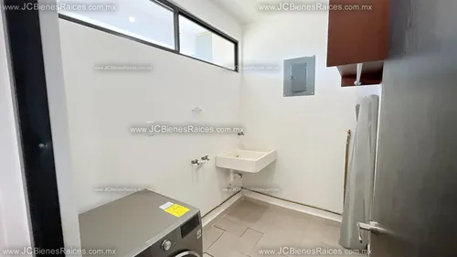 Casa En Venta, En Cumbres Residencial Ii ¡es Donde Quieres Vivir!, Por Tan Solo $2,470,000.