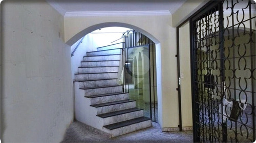 Imagem 2 de 15 de Sobrado Comercial E Ou Residencial Com 210 Metros Quadrados De Terreno. Santana - Reo446090