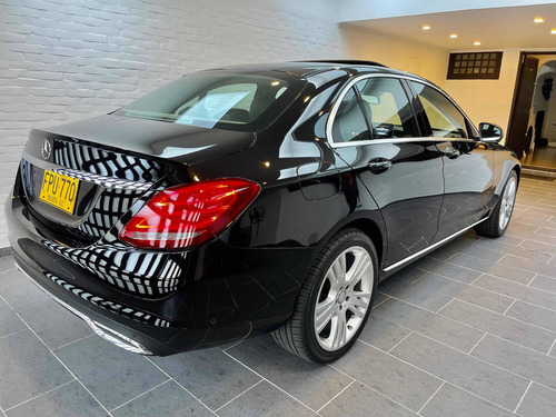 Imagen 8 de 20 de Mercedes-benz Clase C 2018 2.0 Cgi Exclusive