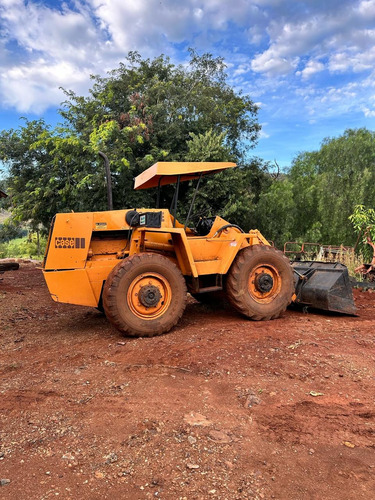 Pá Carregadeira Case W7, Ano 79
