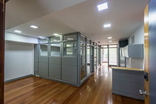 Oficina En Arriendo/venta En Chico Norte. Cod A1105064
