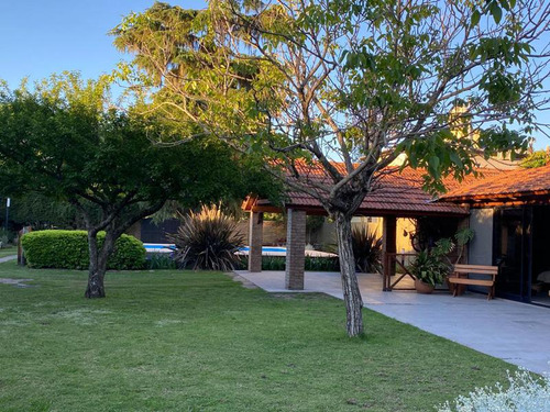 Venta Casa Parada 11 - A 300 Mts. De Ruta 9. Funes