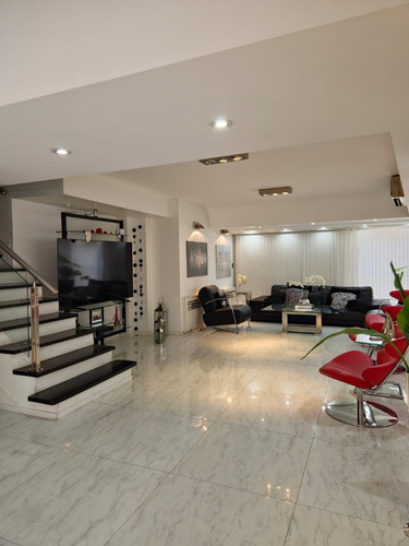 Exclusivo Dúplex 4 Ambientes Con Doble Balcón Aterrazado En Caballito Premium
