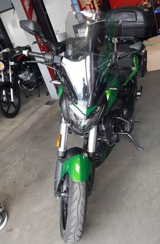 Imagen 8 de 19 de Bajaj Dominar 400