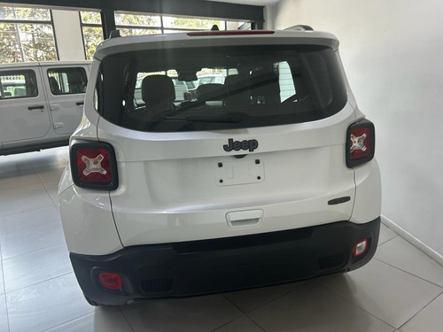 Imagen 5 de 13 de Jeep Renegade Longitud 80th Aniversario Jf