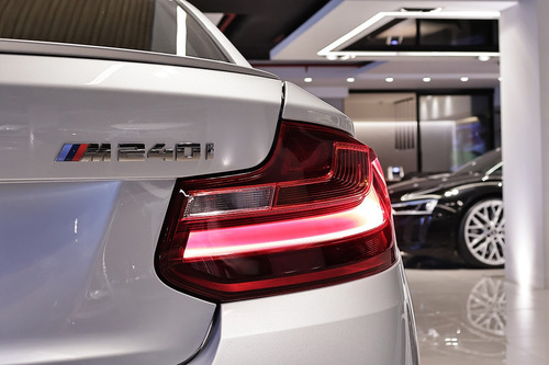 BMW Serie 2 3.0 240i M Package