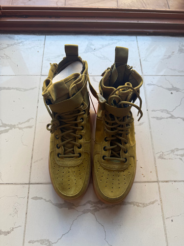 Zapatilla Nike Sf Af1 Mid 8us (Usado)
