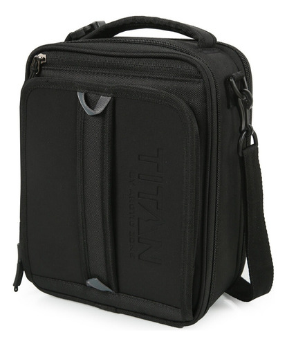Lonchera Titan Deep Freeze Con Bolsas De Gel Negro Liso