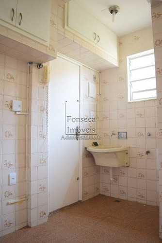 Apartamentos - Quitandinha - Ref: 2368 - L-2368