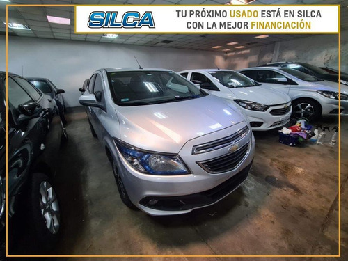 Chevrolet Onix Ltz 2013 Gris Plata 5 Puertas