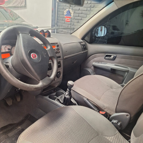 Fiat Strada Fiat Strada Adventure 1.8 16V Dualogic (Flex) (Cabine Dupla)