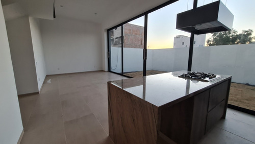 Estrena Casa De 3 Recámaras En Juriquilla Querétaro