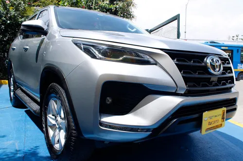 Toyota Fortuner 2.4 4x2 At 2021