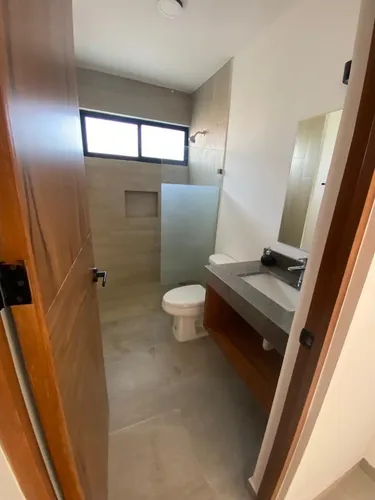 Casa En Venta Merida, Conkal En Privada, Con Paneles Solares, Junio 2025.