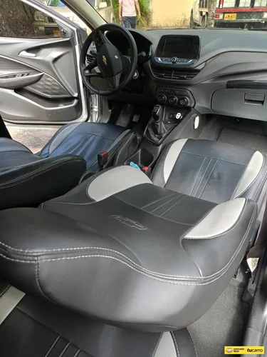 Chevrolet Onix lt