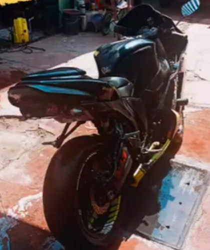 Kawasaki Zx6r