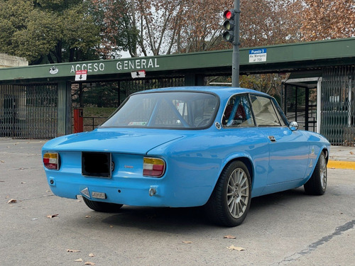 Imagen 13 de 24 de Alfa Romeo Giulia Gtv 1750 Bertone Veloce