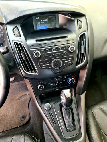 Imagen 10 de 15 de Ford Focus 2015 2.0 Se Appearance At