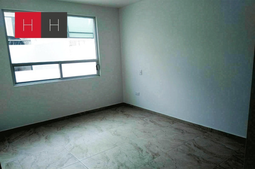 Venta De Casa En Lomas Del Valle